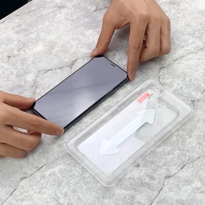 iphone xs max screen protector with installation kit