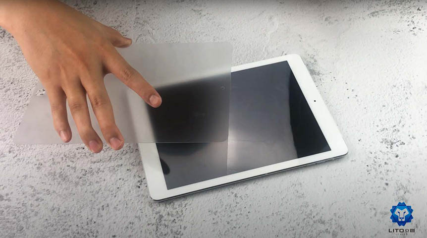 Entspiegelter Displayschutz aus gehärtetem Glas für das iPad
